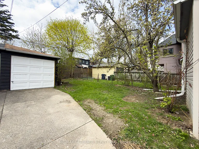46 Lorindale Ave #LOWER — Photo 10