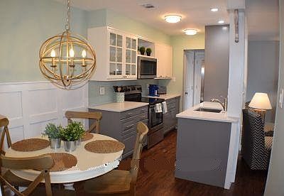 Dining Area & Kitchen
