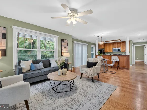 9743 Winery Ct, Gaithersburg, MD 20879