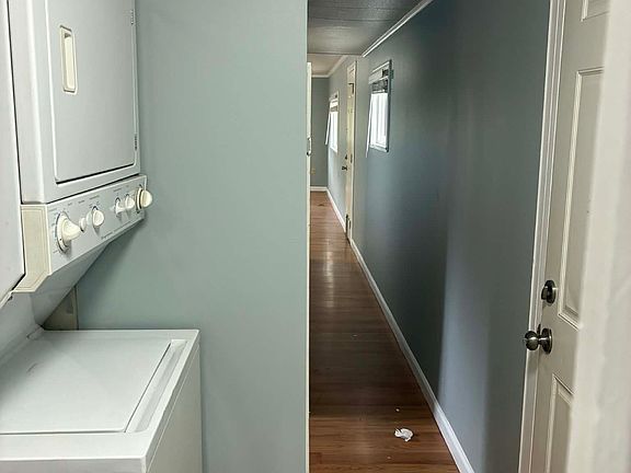 5th image of 6261 Shamrock Rd