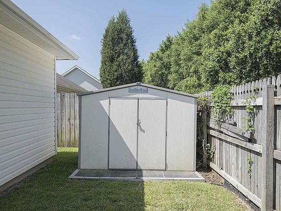 5th image of 103 Mirabelle Cir