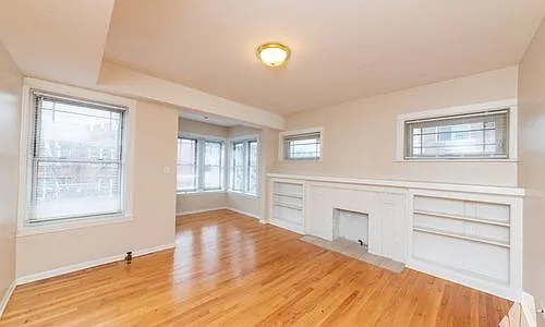 7505 N Greenview Ave #9-1 — Photo 2