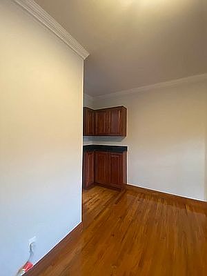3rd image of 201 W 83rd St #2C3C