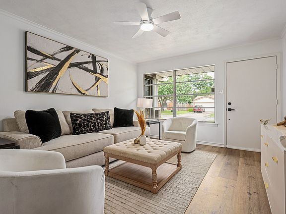 3rd image of 13535 Janwood Ln
