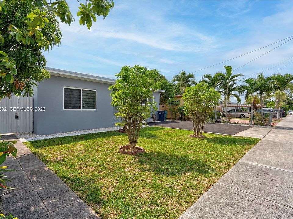 1st image of 3665 SW 88th Ct