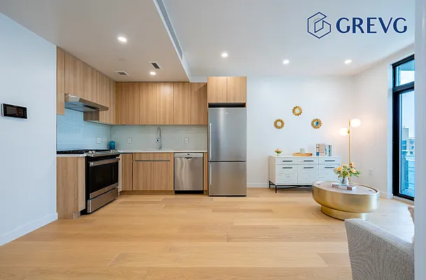 Sold by Global Real Estate Ventures Group LLC | media 3