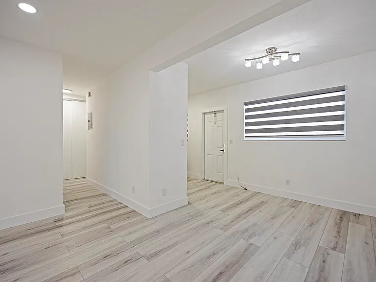 350 75th St #203 — Photo 7