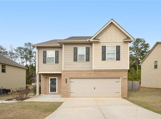235 Bandelier Cir, Hampton, GA 30228
