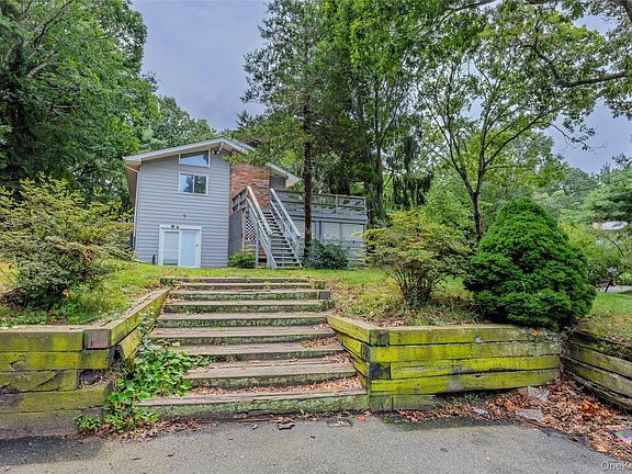 3rd image of 142 Fish Cove Road