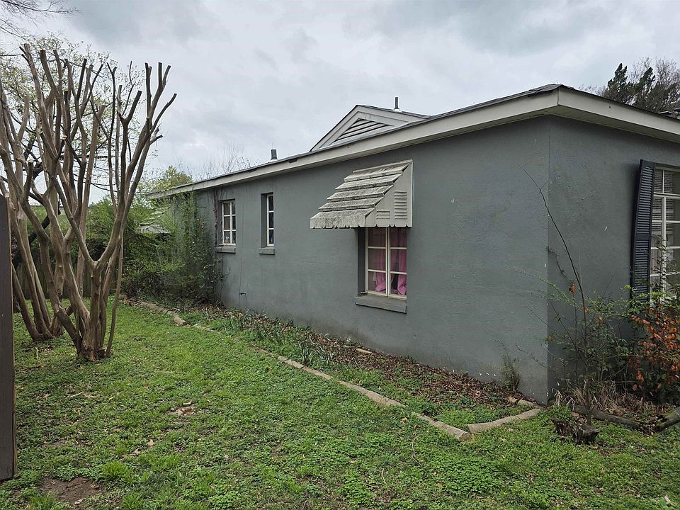 2nd image of 4001 Faxon Ave