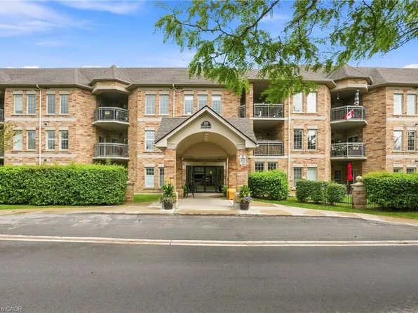 59 Critzia Dr #202, Hamilton, ON L0R 1W0
