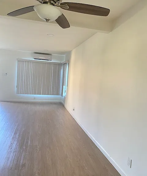 1009 W Huntington Dr #13 — Photo 3