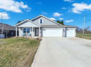 452 Saint James Gate, Newark, OH 43055