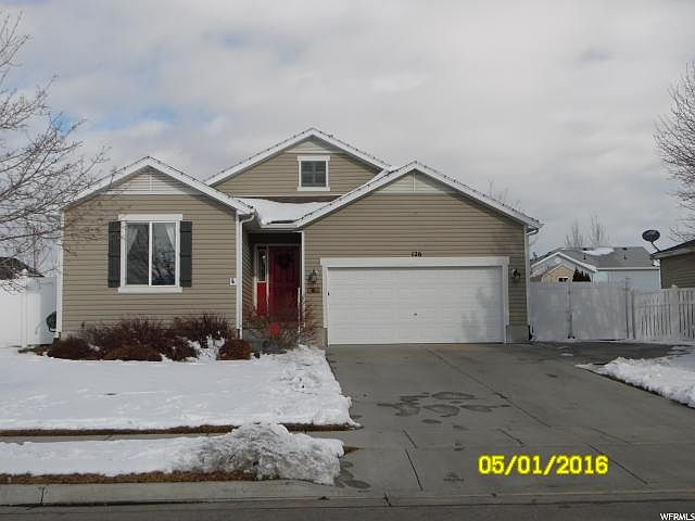 1st image of 126 Dory Ln