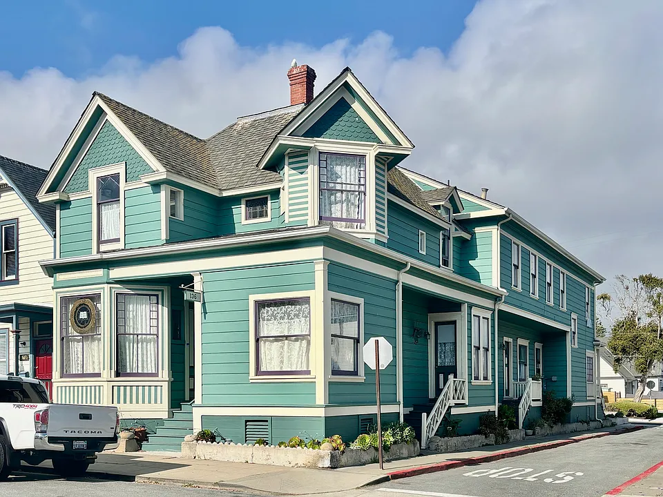 136 Forest Ave #6