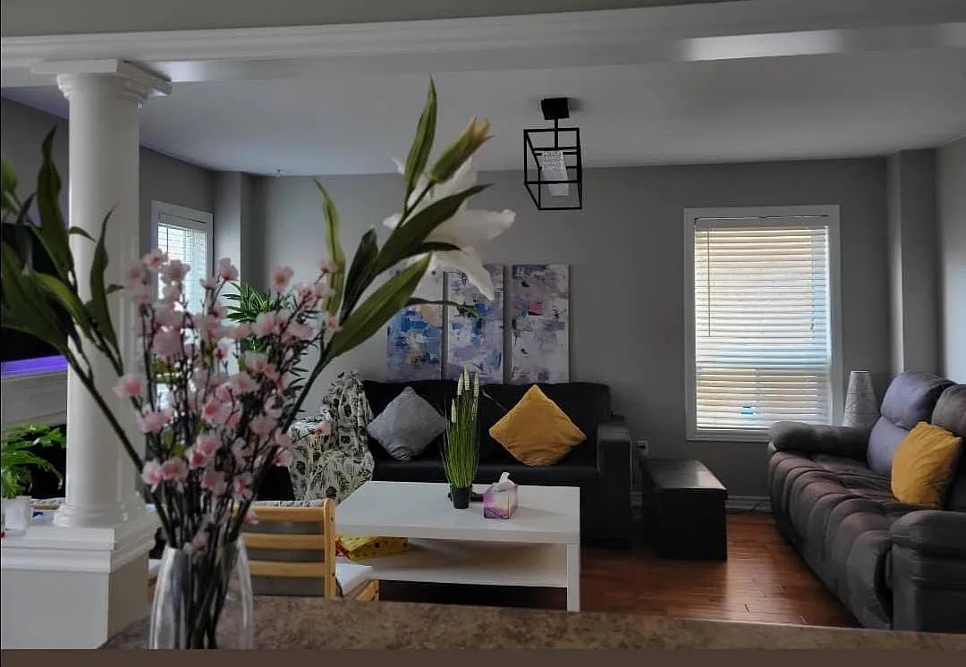 3 bed, 3.5 bath, 1500 sqft, $3,400 — Photo 2