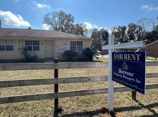 407 Schubert Dr #B, Pensacola, FL 32504