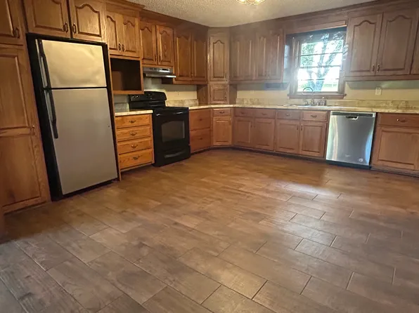 45 Kennamer Cir, Guntersville, AL 35976
