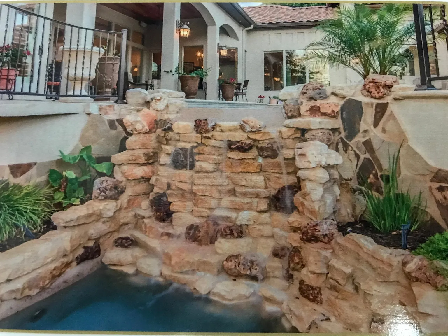 6 bed, 6047 sqft, $12,000 — Photo 3