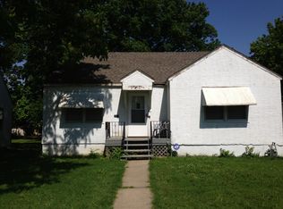 1044 SW Jewell Ave, Topeka, KS 66604