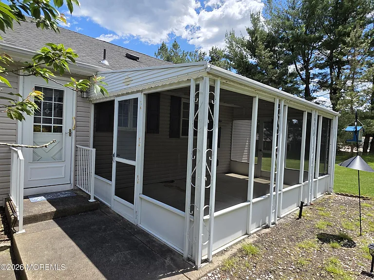 40 Birchwood Dr — Photo 9