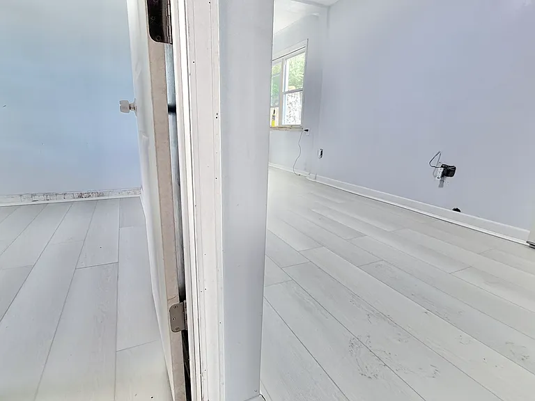 23142 Van Dyke Ave #1 — Photo 10