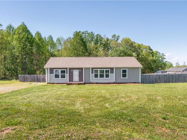 1178 Kaitlyn Dr, Boonville, NC 27011