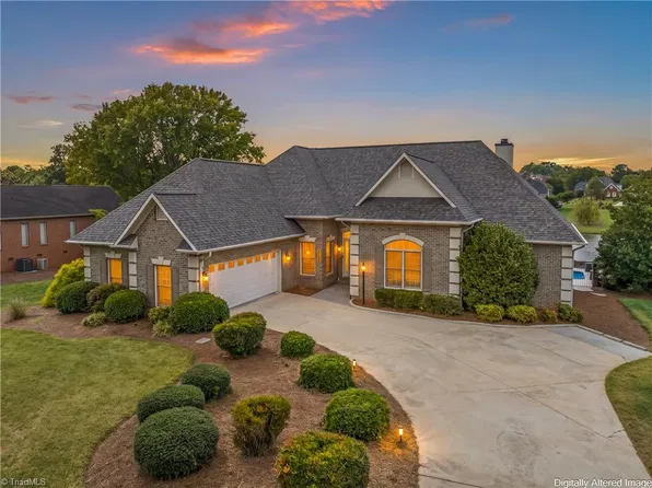 3785 Saddle Brook Dr, Trinity, NC 27370