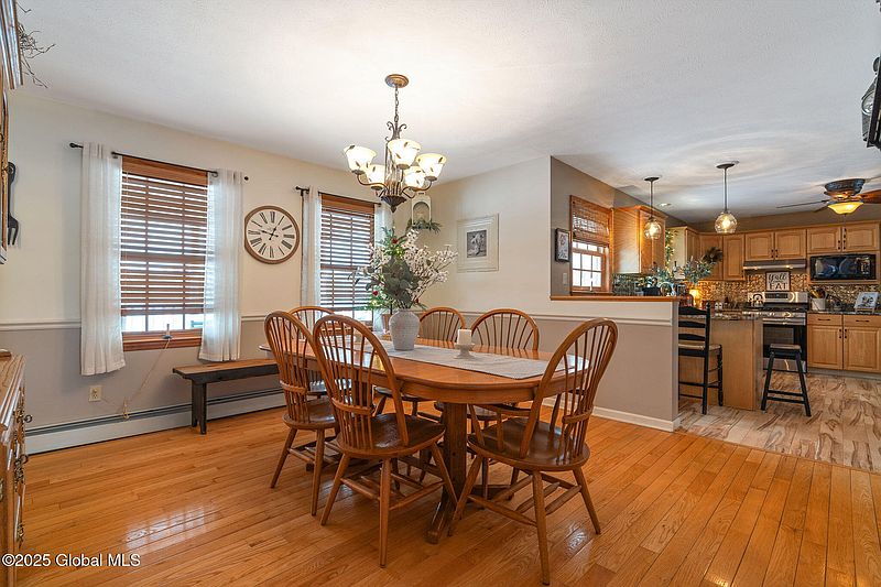 4th image of 396 Lawton Road