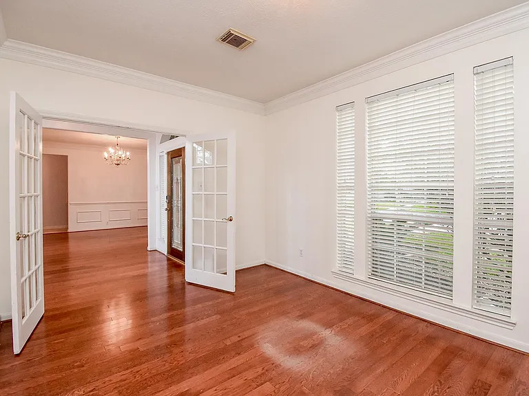 2719 Mossy Log Ct — Photo 13