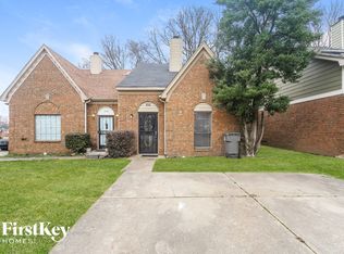 5828 Ridgehill Dr, Memphis, TN 38141