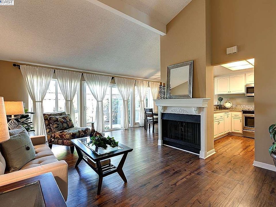 1st image of 1317 Merrivale West Sq