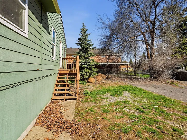 308 N Washington St — Photo 47