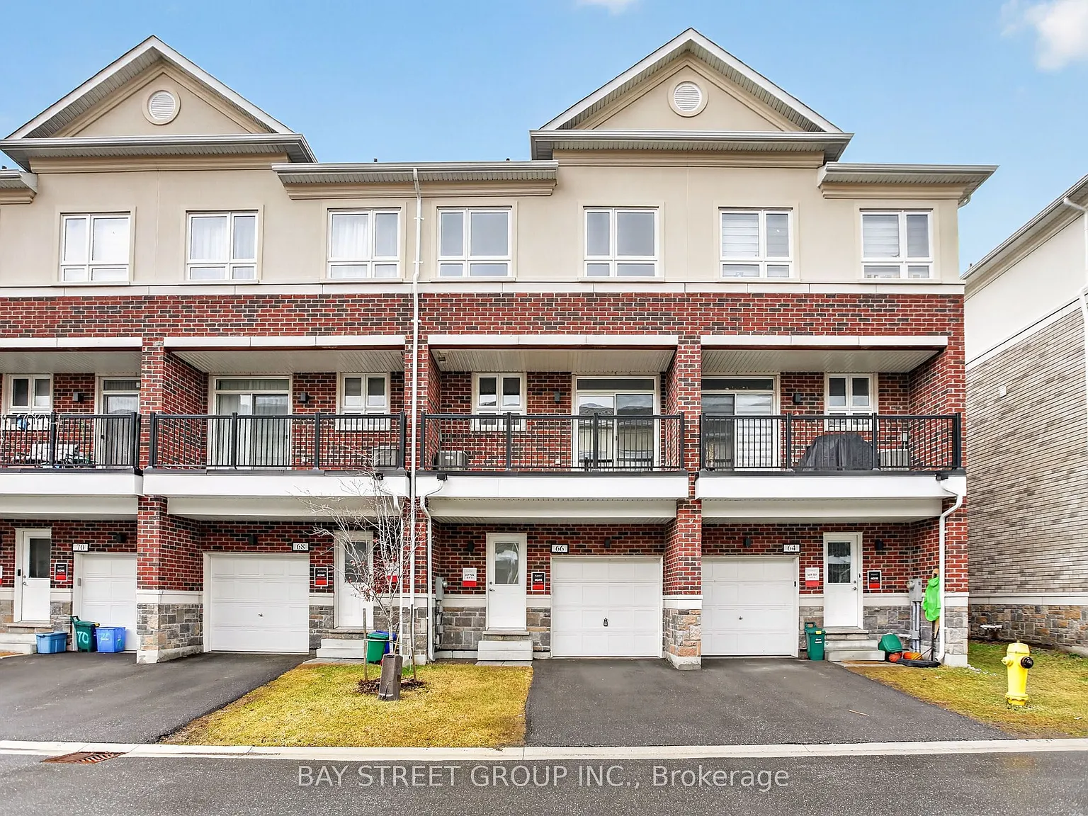 3 bed, $3,150 — Photo 1