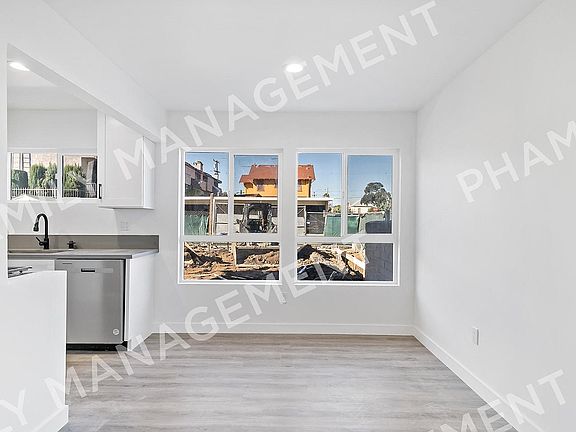 4th image of 701 S Almansor St APT 8