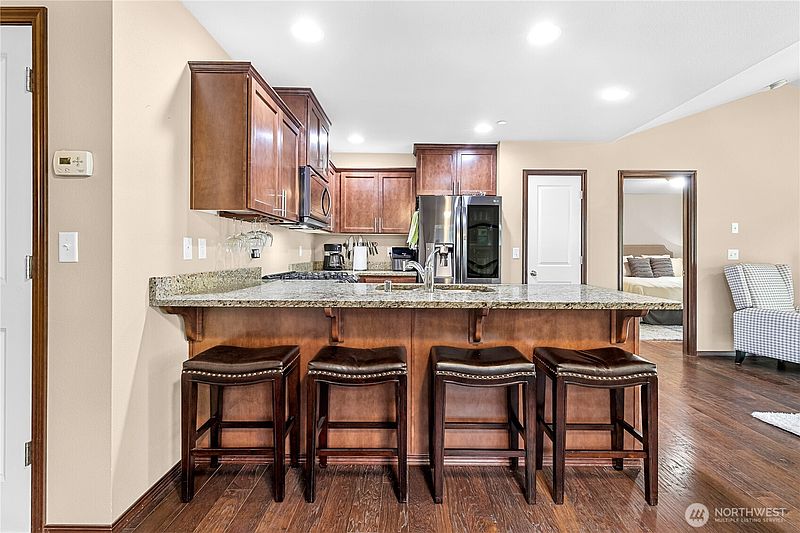 4th image of 702 Kodiak Lane