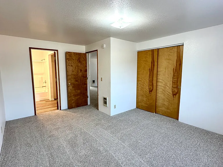 1328 SW 17th St #1328 — Photo 7