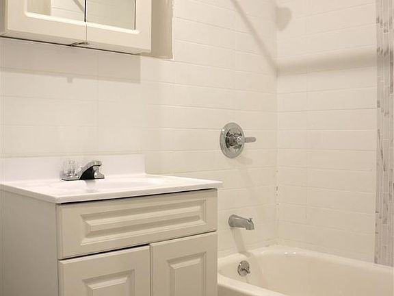 5th image of 2866 John F Kennedy Blvd #1