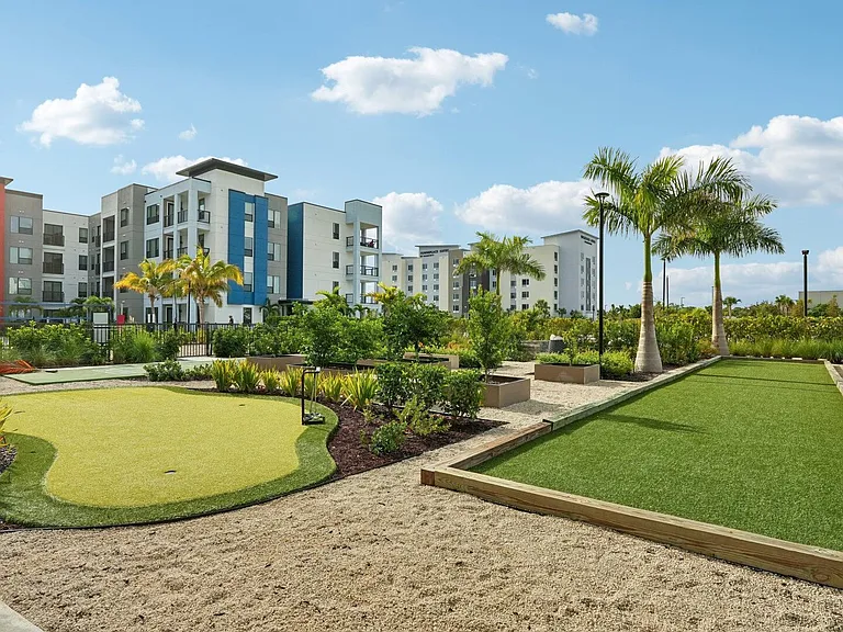 The Centro Apartments — Photo 61