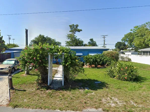 863 SE 13th Street, Stuart, FL 34994