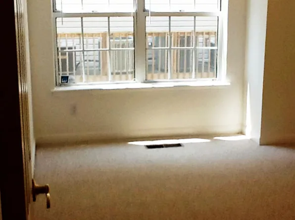 414 Delaware Ave APT 122, Norfolk, VA 23508