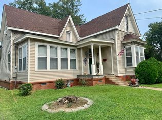 1032 Clinton St, Arkadelphia, AR 71923