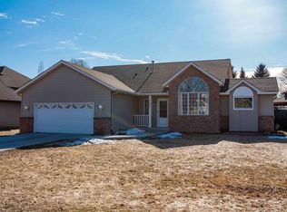 17050 Georgetown Ct, Rosemount, MN 55068