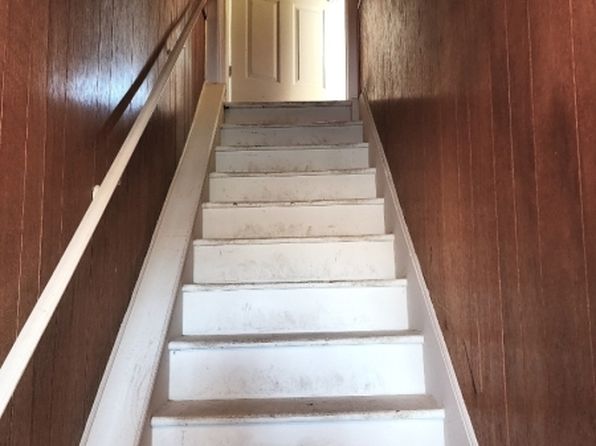 82 Union St, Emerson, NJ 07630