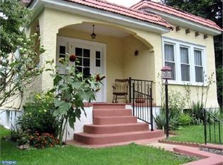 122 W Palmer St, Morrisville, PA 19067