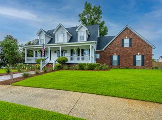 1102 Maplecrest Dr, Moncks Corner, SC 29461