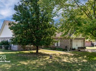 1128 Rolling Oaks Rd, Grove, OK 74344