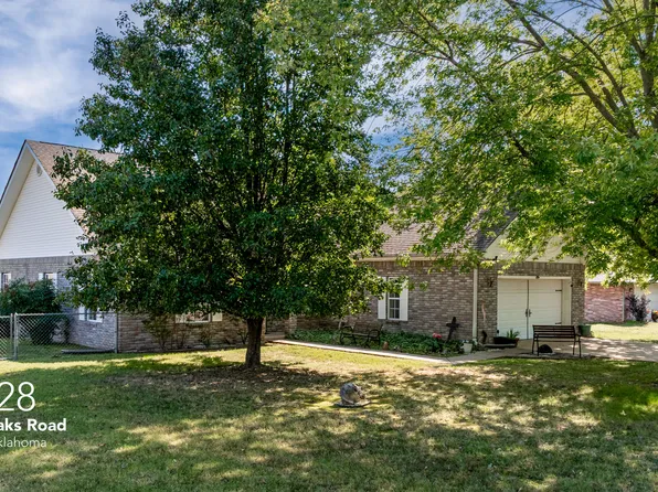 1128 Rolling Oaks Rd, Grove, OK 74344