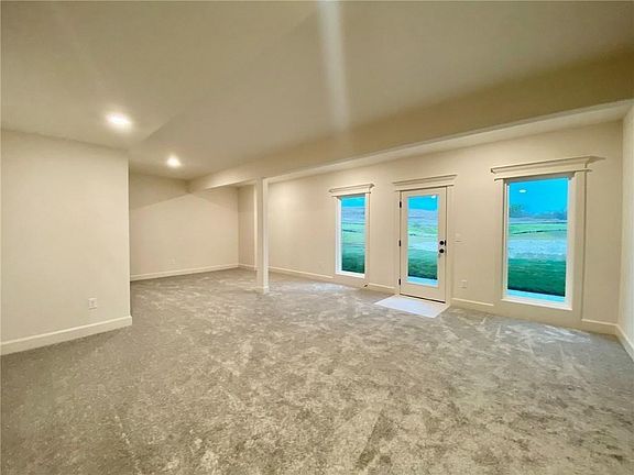 3rd image of 11831 N Manning Ave