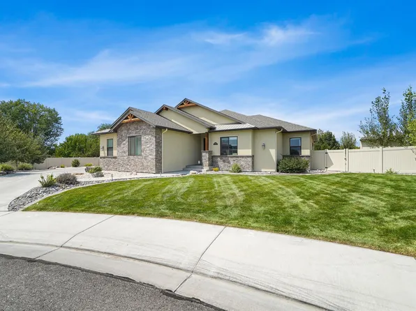 1403 Oak Creek Ave, Fruita, CO 81521